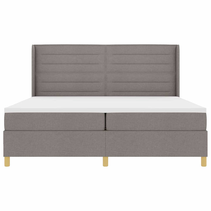 Box spring seng med LED-lysstrimler Gråbrun 200 x 200 cm Stof