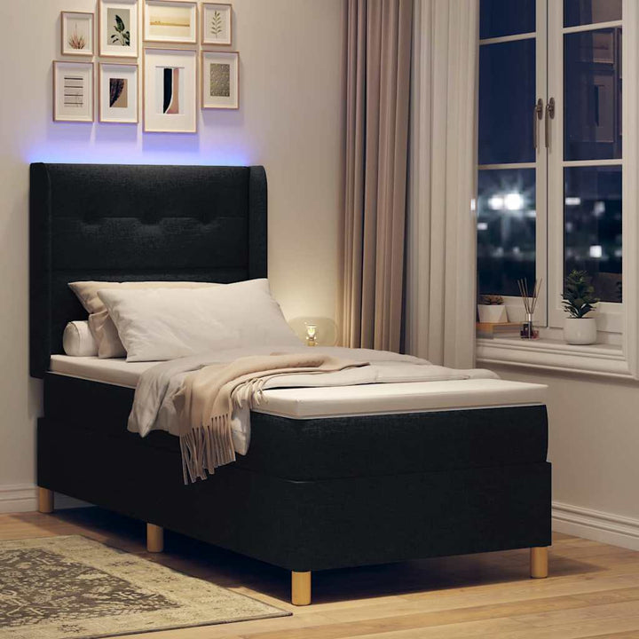 Box spring seng med LED-lysstrimler Sort 90 x 190 cm Stof