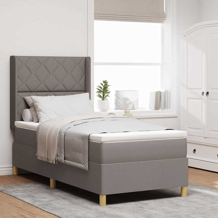 Box spring seng med LED-lysstrimler Gråbrun 90 x 190 cm Stof
