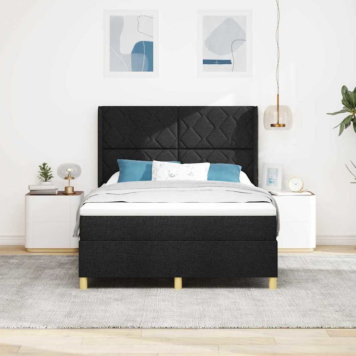 Box spring seng med LED-lysstrimler Sort 140 x 190 cm Stof