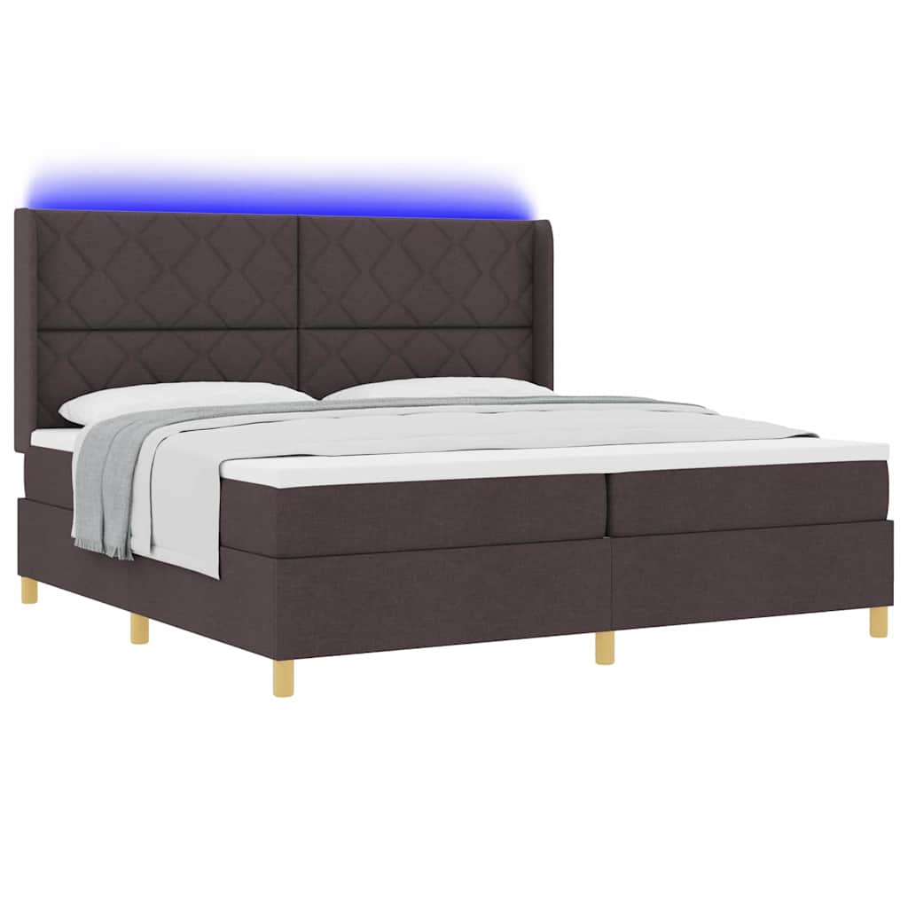 Box spring seng med madras med LED Brun 200 x 200 cm Stof