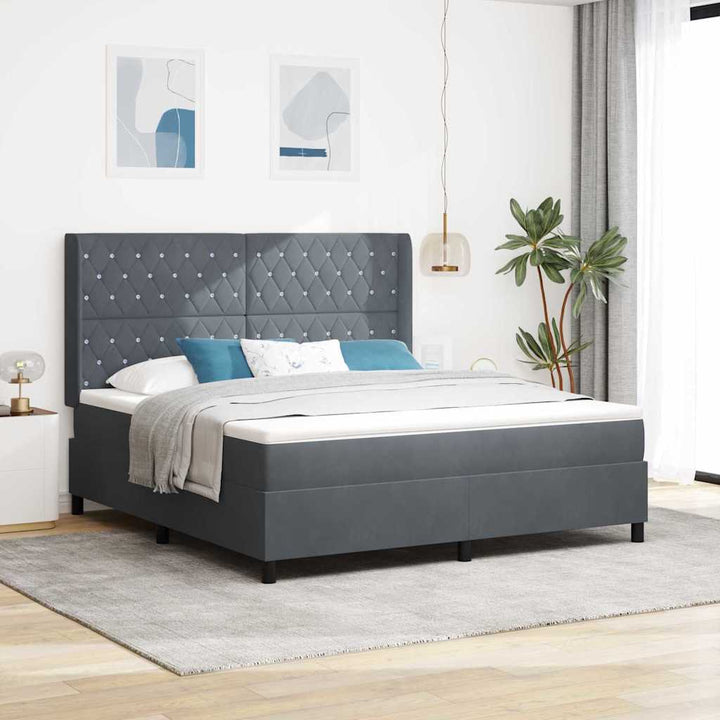 Box spring seng med madras med LED Mørkegrå 180 x 200 cm Fløjl