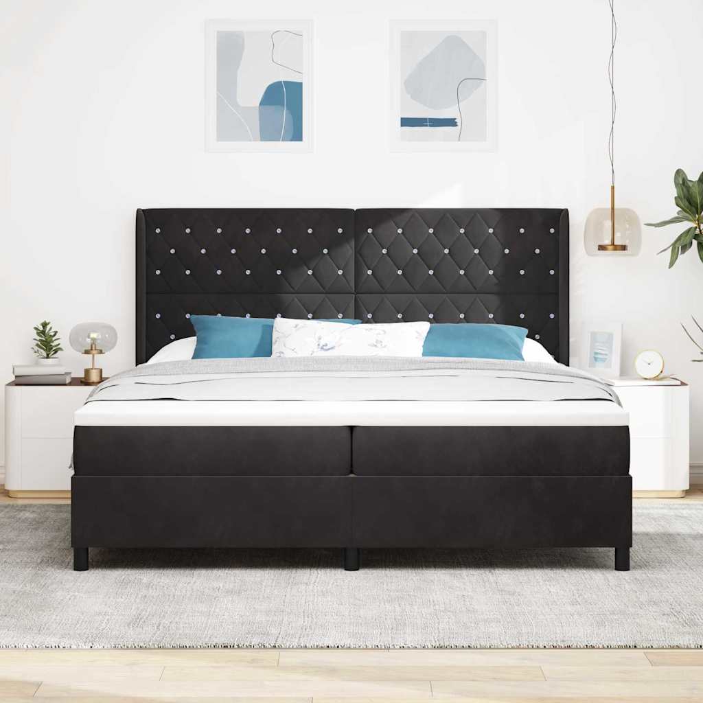Box spring seng med madras med LED Sort 200 x 200 cm Fløjl