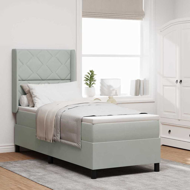 Box spring seng med LED-lysstrimler Lysegrå 80 x 200 cm Fløjl