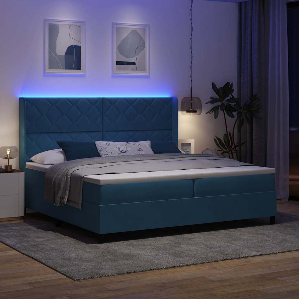 Box spring seng med LED-lysstrimler Blå 200 x 200 cm Fløjl