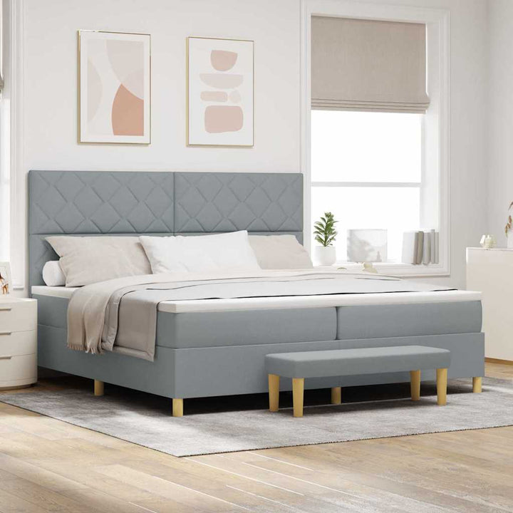 Box spring seng med madras Lysegrå 200 x 200 cm Stof