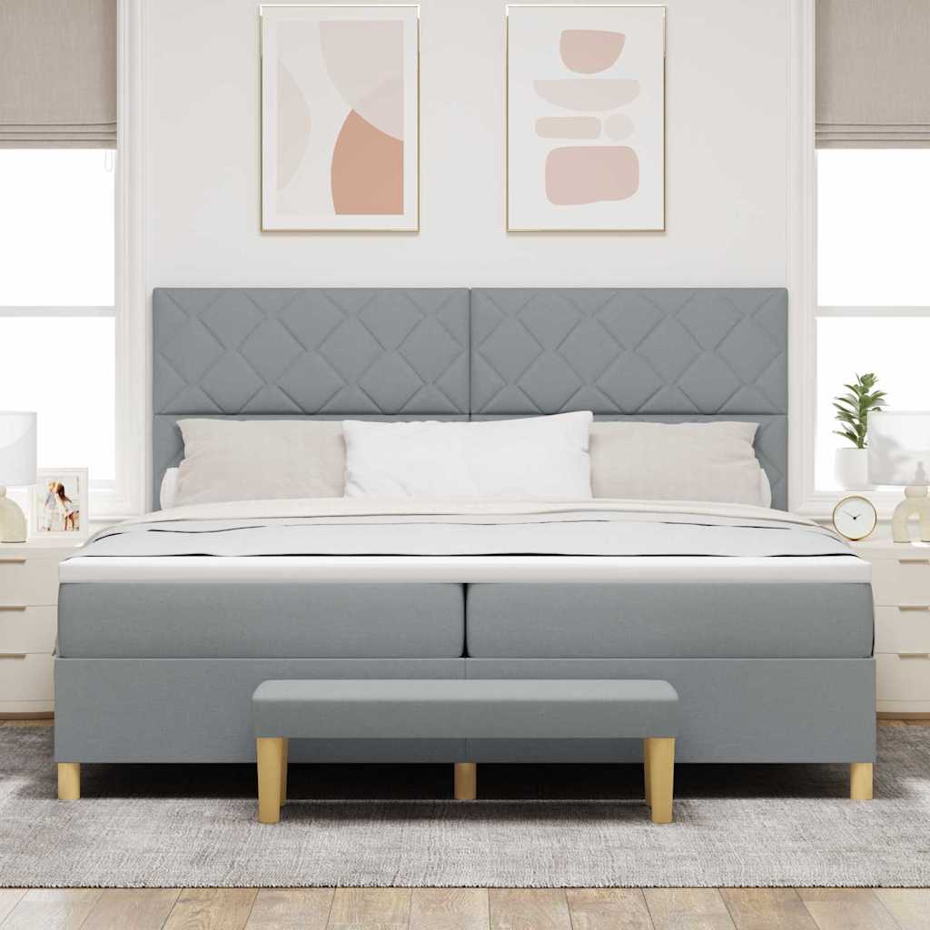 Box spring seng med madras Lysegrå 200 x 200 cm Stof