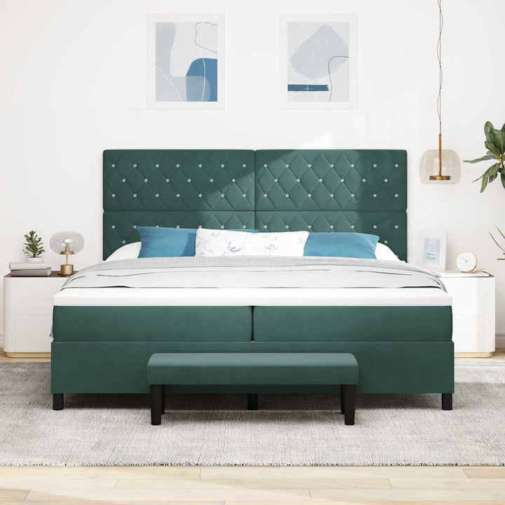 Box spring seng med madras Mørkegrøn 200 x 200 cm Fløjl
