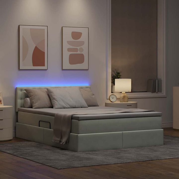 LED opbevarings seng med madras Lysegrå 140 x 190 cm Fløjl