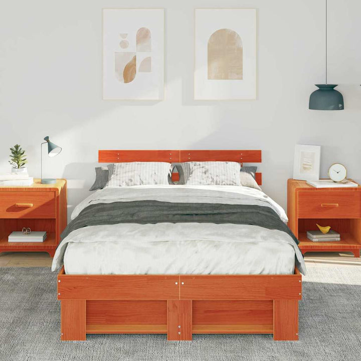 Sengestel med hovedgærde Voks brun 140 x 190 cm Massiv fyrretræ