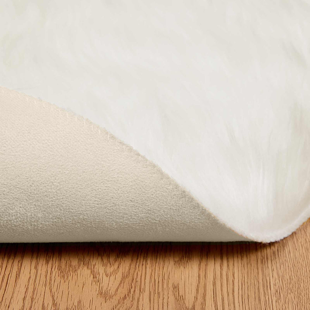 Fuskobbel lammeskindstæppe TAFALLA Hvid Ø 100 cm Polyester