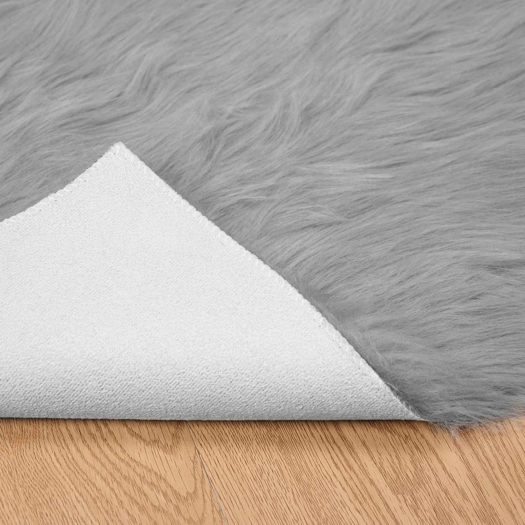 Fuskobbel lammeskindstæppe TAFALLA Grå 200 x 200 cm Polyester