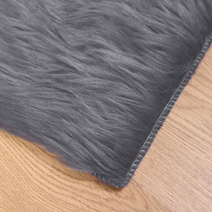 Fuskobbel lammeskindstæppe TAFALLA Antracit 240 x 340 cm