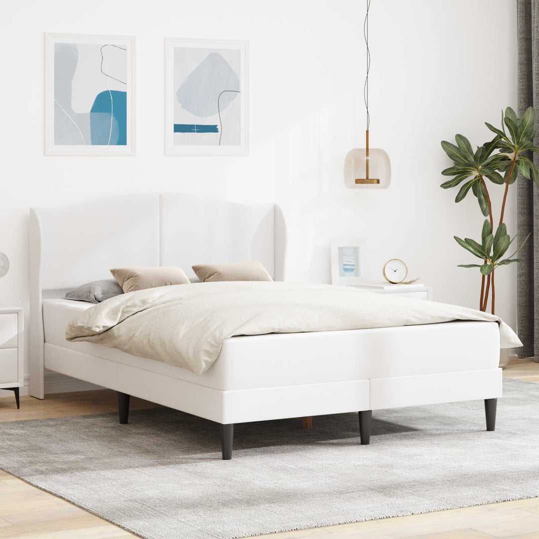 Sengestel med hovedgærde Hvid 140 x 200 cm Kunstlæder