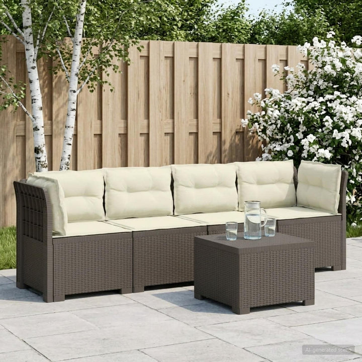 4-personers have-sofa med puder i rattan-look PP Lysegrå