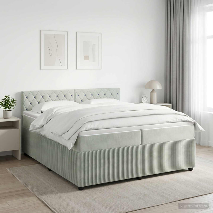 Boxmadras med topmadras Lysegrå 200 x 200 cm Fløjl