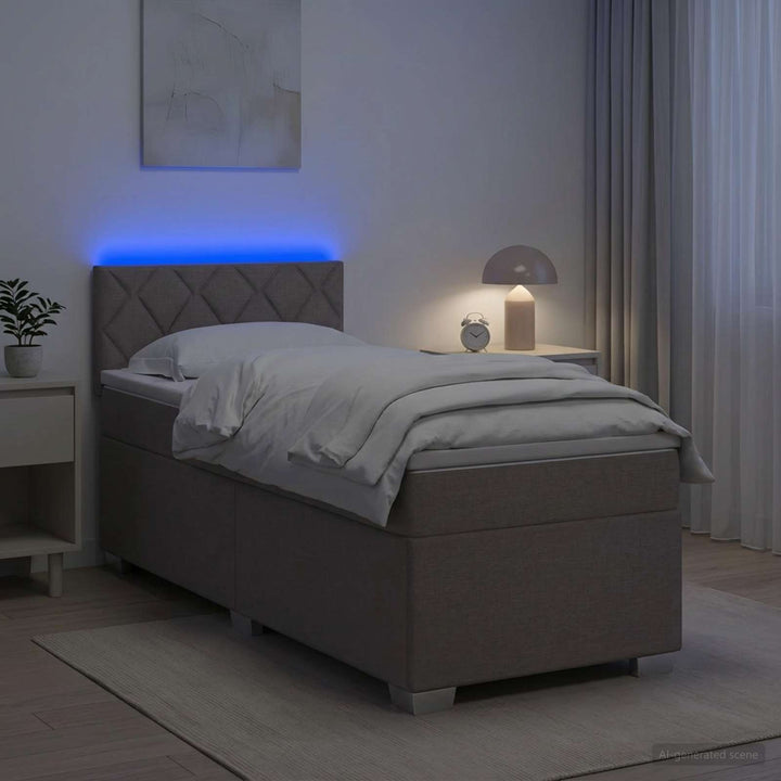 Box Spring Seng med Madras og LED Gråbrun 90 x 200 cm Stof