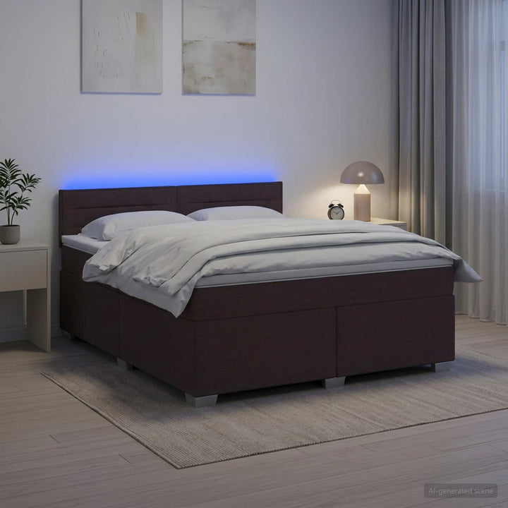 Box Spring Seng med Madras og LED Mørk Brun 140 x 200 cm Stof