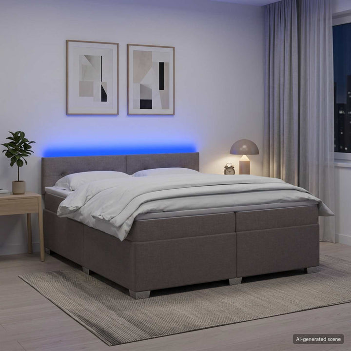 Box Spring Seng med Madras og LED Gråbrun 200 x 200 cm Stof