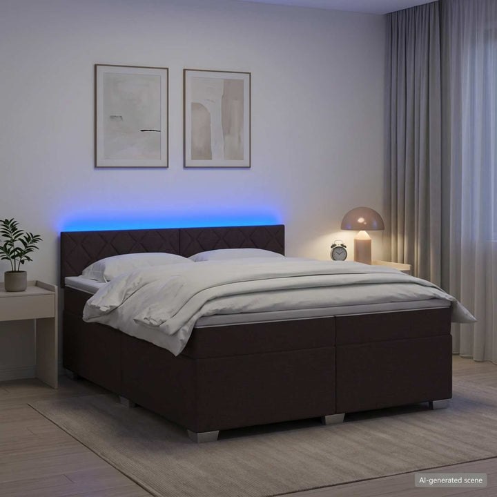 Box Spring Seng med Madras og LED Mørk Brun 200 x 200 cm Stof