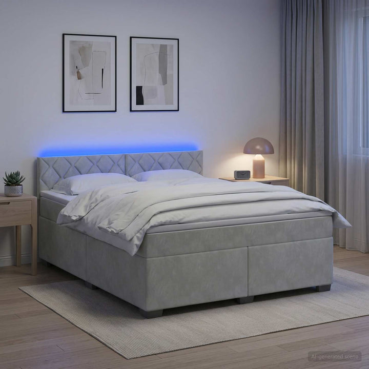 Box Spring Seng med Madras og LED Lysegrå 140 x 190 cm Velour