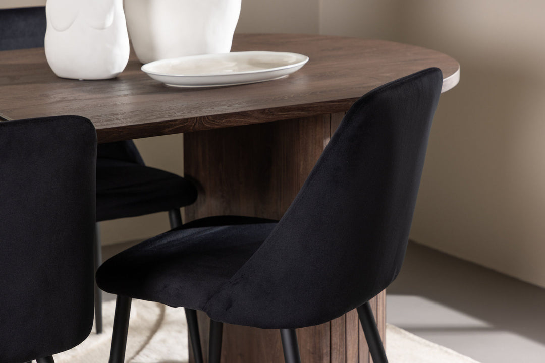 Venture Home Härön Dining Table with Night Dining Chair