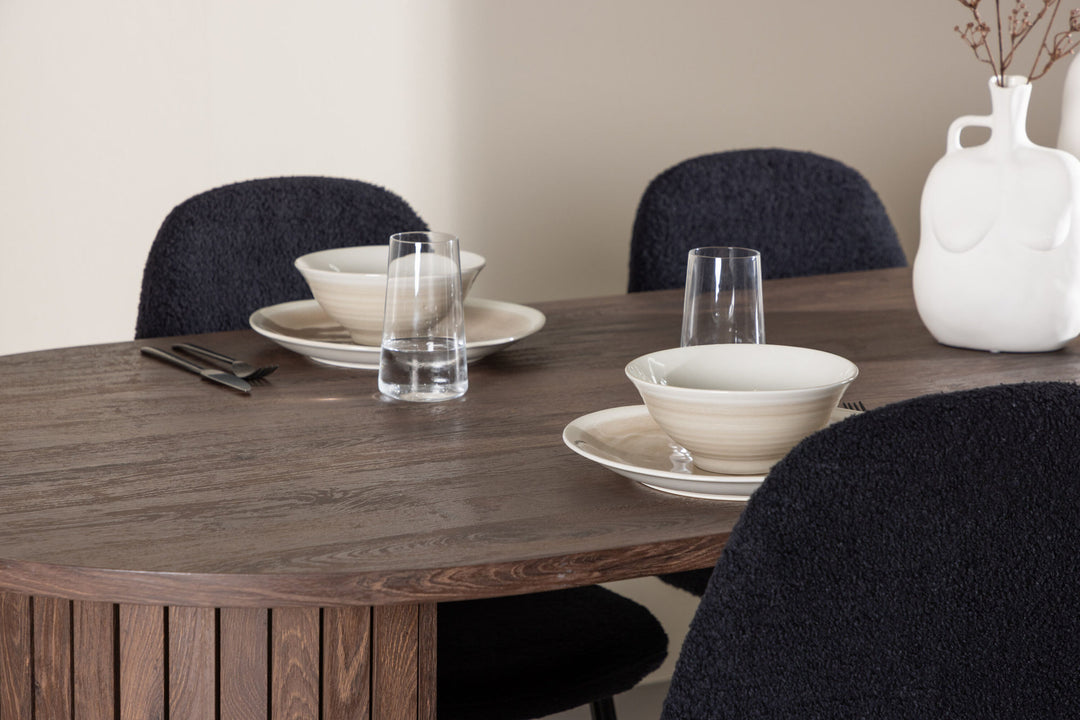 Venture Home Härön Dining Table with Polar Dining Chair