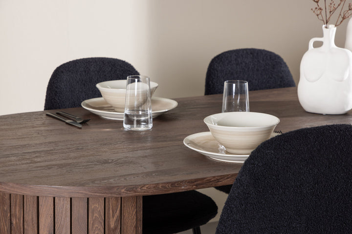Venture Home Härön Dining Table with Polar Dining Chair