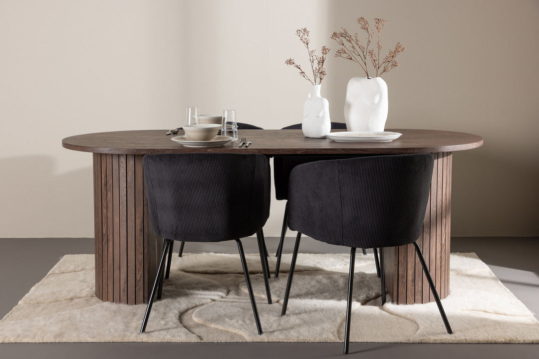 Venture Home Härön Dining Table with Berit Dining Chair