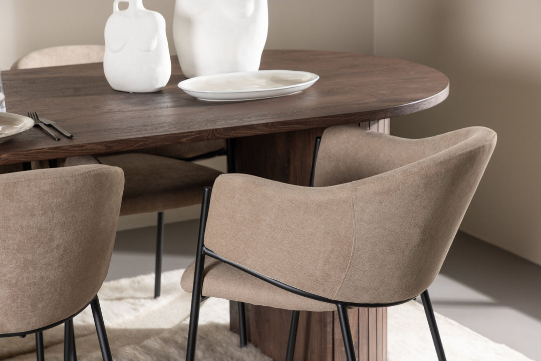 Venture Home Härön Dining Table with Evelina Dining Chair