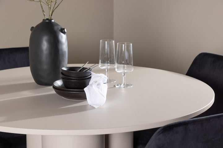 Venture Home Olivia Dining Table with Night Dining Chair