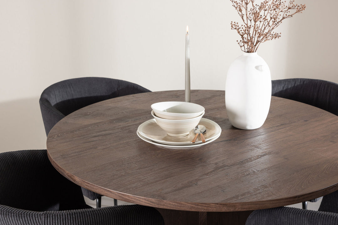 Venture Home Bootcut Dining Table with Berit Dining Chair
