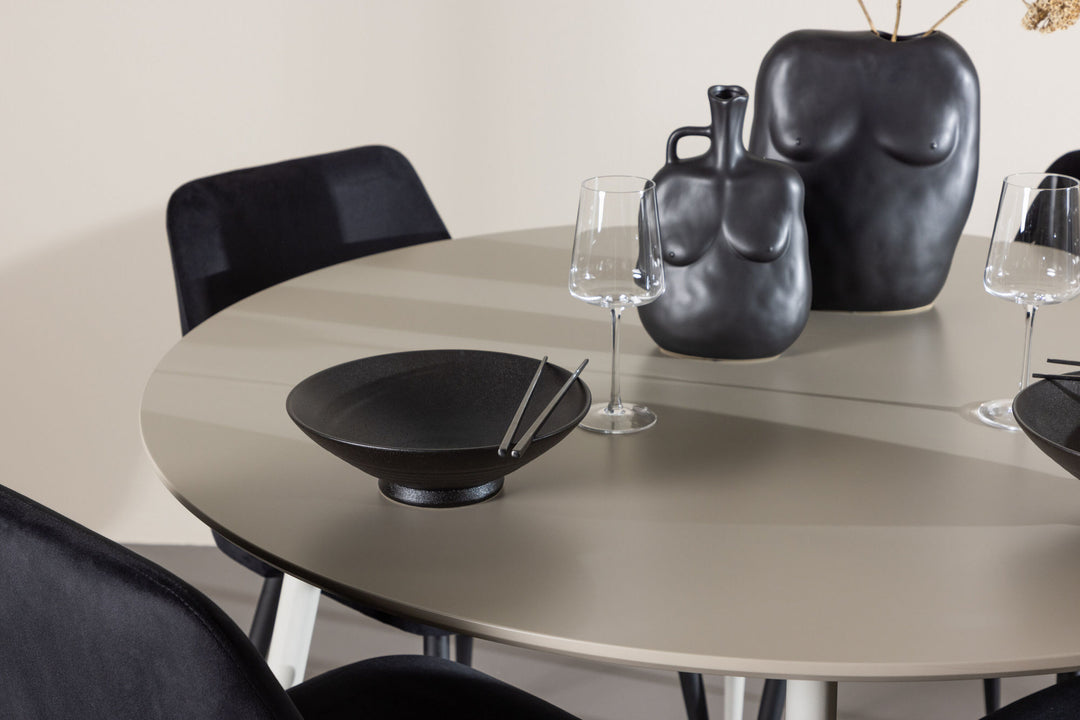Venture Home Plaza Dining Table with Night Dining Chair