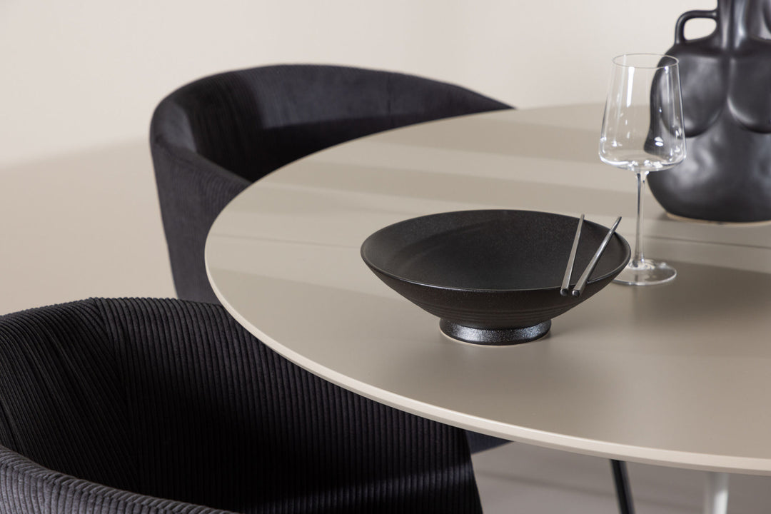 Venture Home Plaza Dining Table with Berit Dining Chair