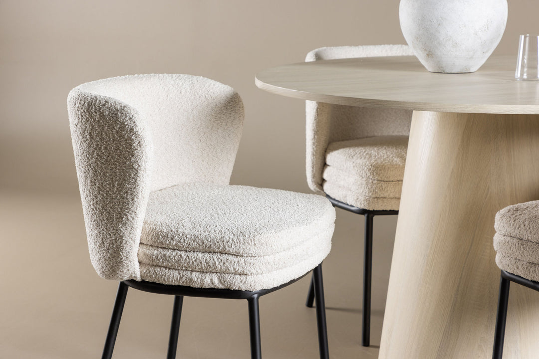 Venture Home Lanzo Dining Table with Agnes Dining Chair