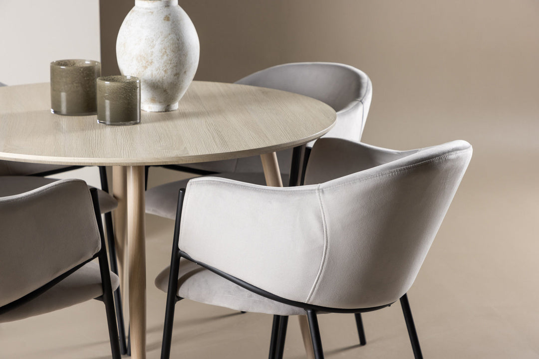 Venture Home Plaza Dining Table with Evelina Dining Chair