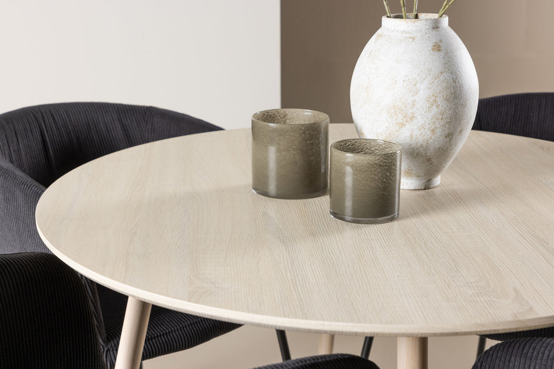 Venture Home Plaza Dining Table with Berit Dining Chair