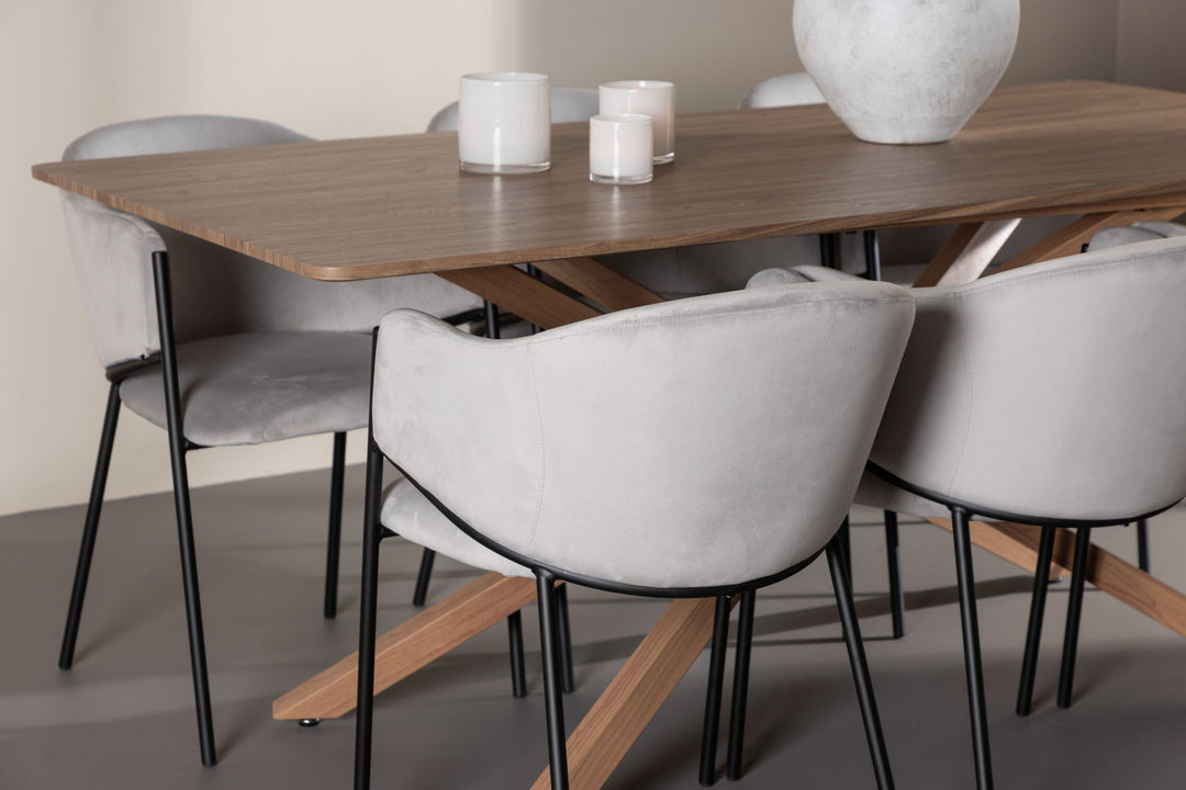 Venture Home Piazza Dining Table with Evelina Dining Chair