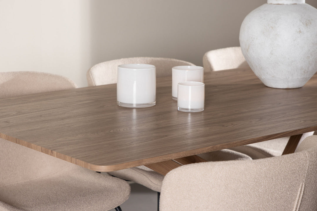 Venture Home Piazza Dining Table with Modesto Dining Chair