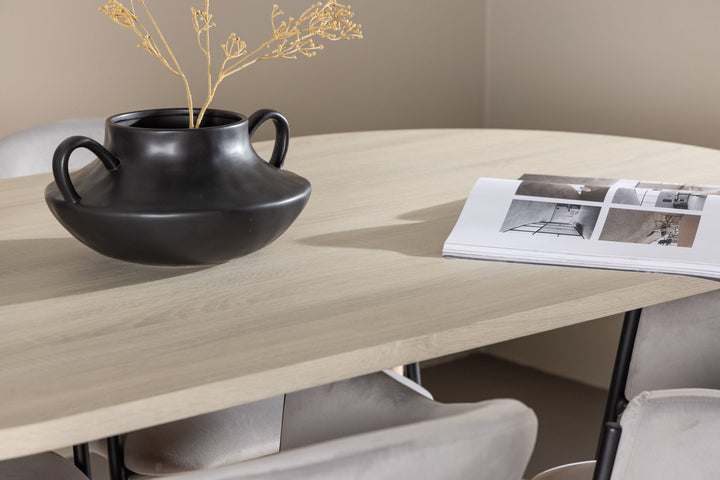 Venture Home Andy Dining Table with Evelina Dining Chair