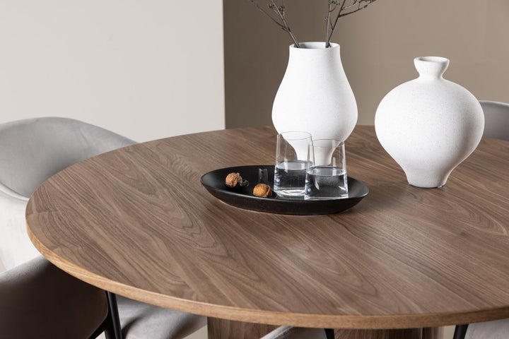 Venture Home Olivia Dining Table with Evelina Dining Chair