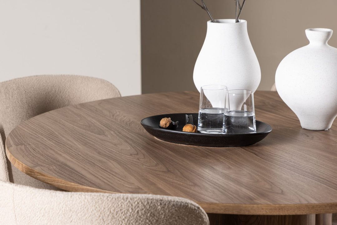 Venture Home Olivia Dining Table with Modesto Dining Chair