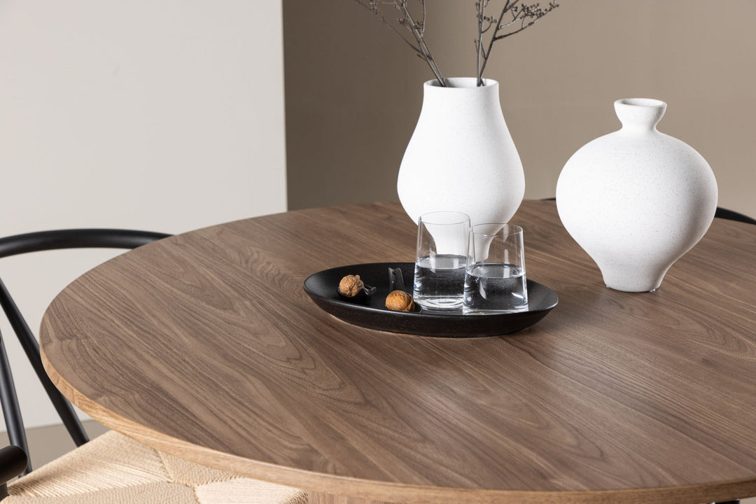 Venture Home Olivia Dining Table with Alfons Dining Chair