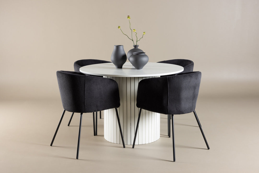Venture Home Härön Dining Table with Berit Dining Chair