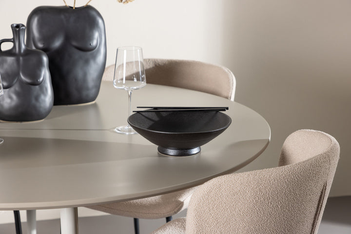 Venture Home Plaza Dining Table with Modesto Dining Chair