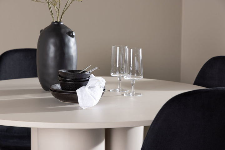 Venture Home Olivia Dining Table with Polar Dining Chair