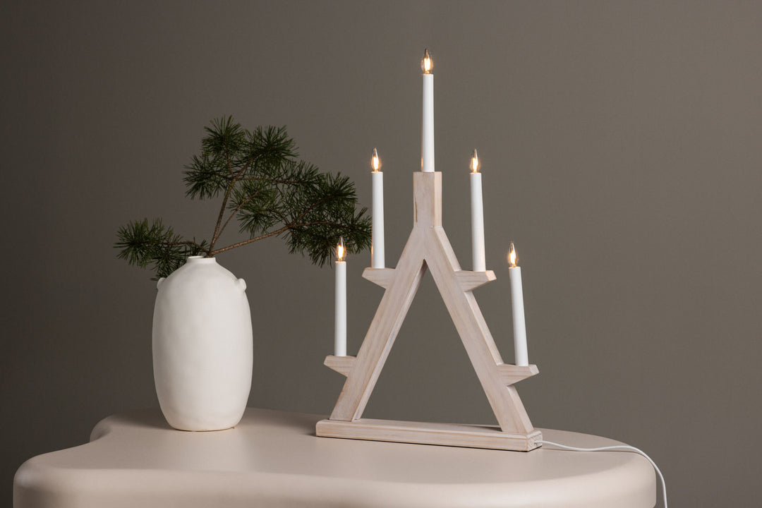 Venture Home Val Thorens Table Lamp - Whitewash /  Pine