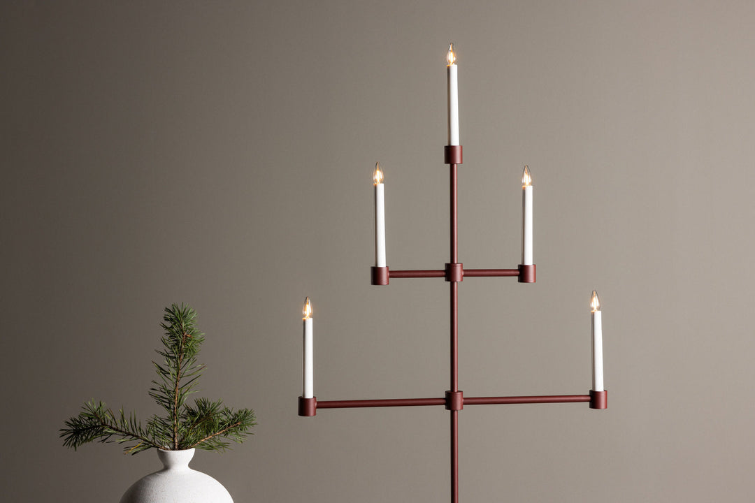 Venture Home Avoriaz Table Lamp - Dark Red /  Metal
