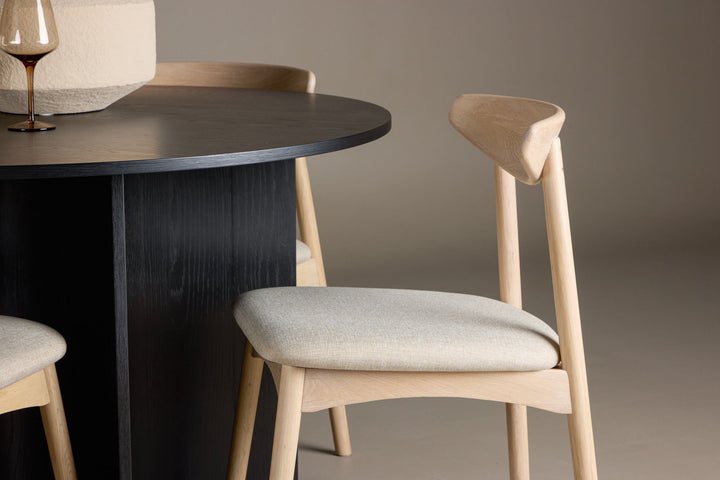 Venture Home Tyresö Table ø120 - Black with Ven Chair - Whitewash