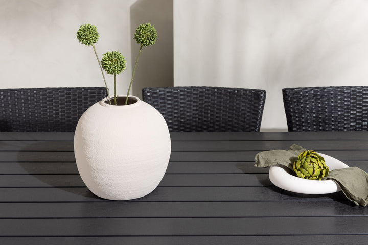 Venture Home Garcia Diningtable Alumnium - Black / Rectangular 100*200* +Malina Diningchair Alumnium - Black / Wicker _6